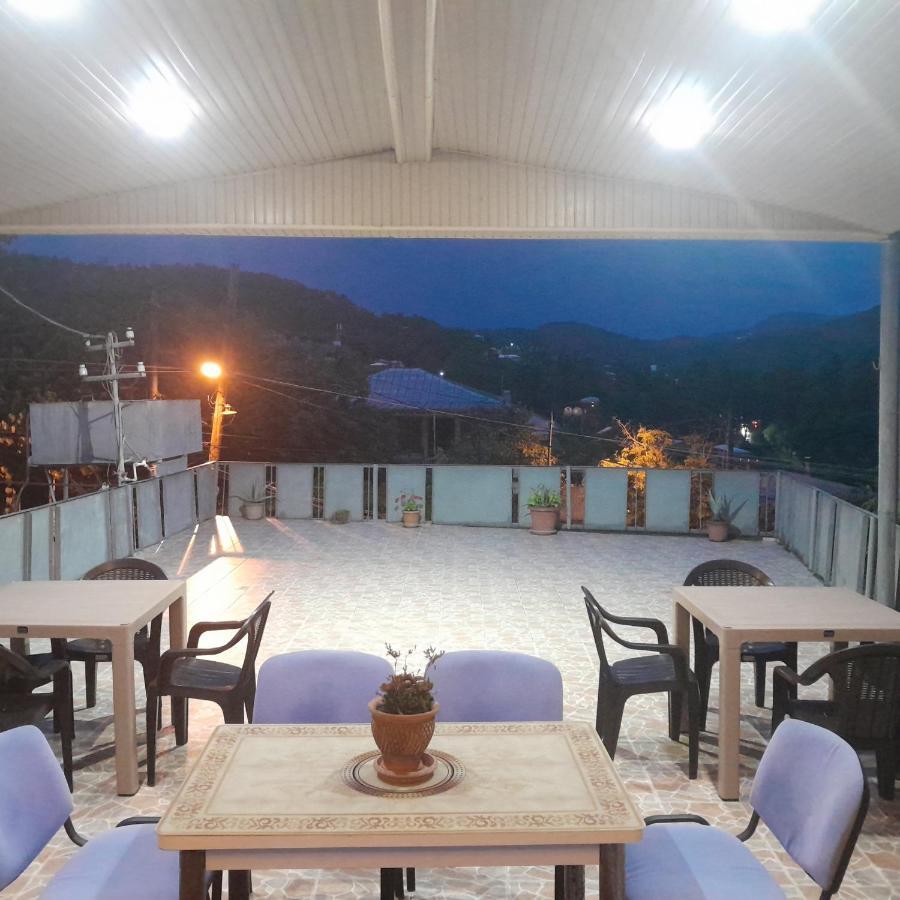 Belas House With Terrace Kutaissi Exterior foto